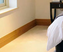 Oak skirting picture