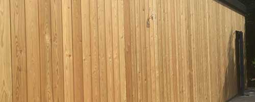 Vertical Larch Cladding Thumbnail